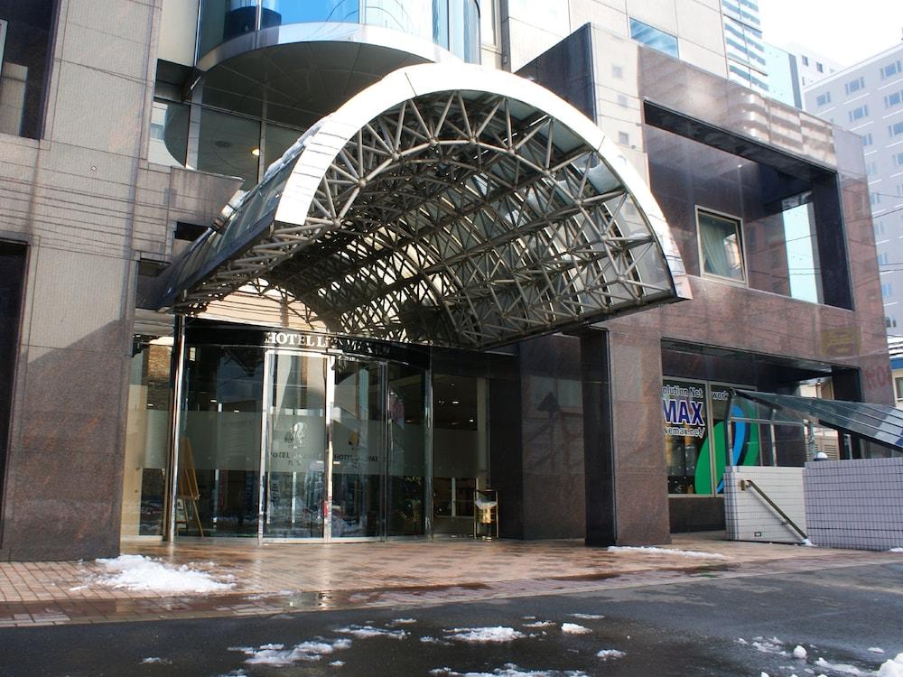Hotel Livemax Sapporo Nakajima Park Grande סאפורו מראה חיצוני תמונה